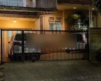 Rumah Villa Valensia Dekat Pakuwon Indah, Citraland, Graha Family,wiyung